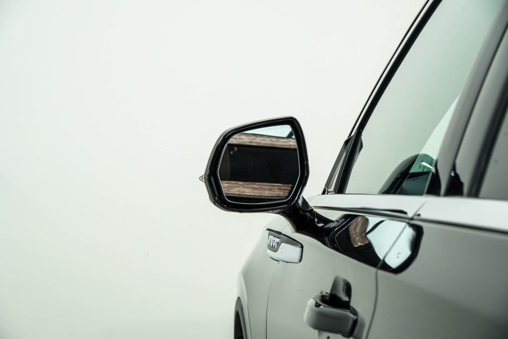 Lincoln Aviator photo 14