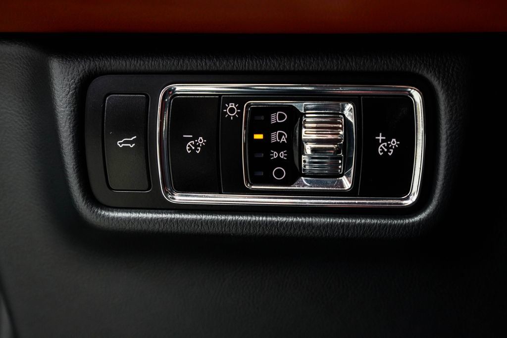 Lincoln Aviator photo 44
