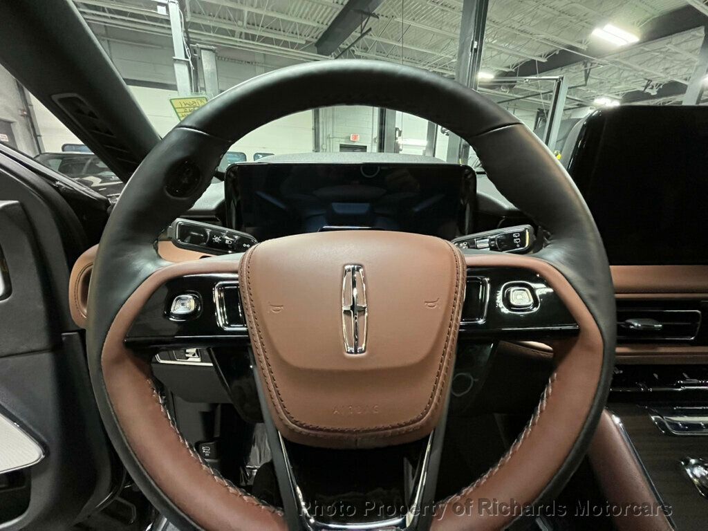 2025 Lincoln Aviator Reserve AWD - 22945966 - 31
