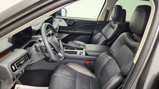 2025 Lincoln Aviator Reserve AWD - 22970670 - 19