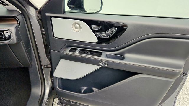 2025 Lincoln Aviator Reserve AWD - 22970670 - 26