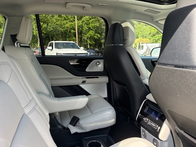 2025 Lincoln Aviator Reserve AWD - 23023075 - 19