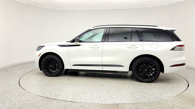 2025 Lincoln Aviator Reserve AWD w/ Equipment Group 201A & Jet Appearance Pkg - 23021534 - 7