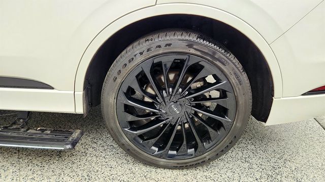 2025 Lincoln Aviator Reserve AWD w/ Equipment Group 201A & Jet Appearance Pkg - 23021534 - 8