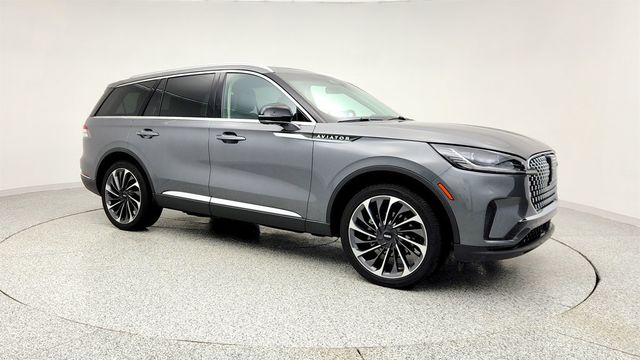 2025 Lincoln Aviator Reserve AWD with Equipment Group 201A - 22970670 - 2