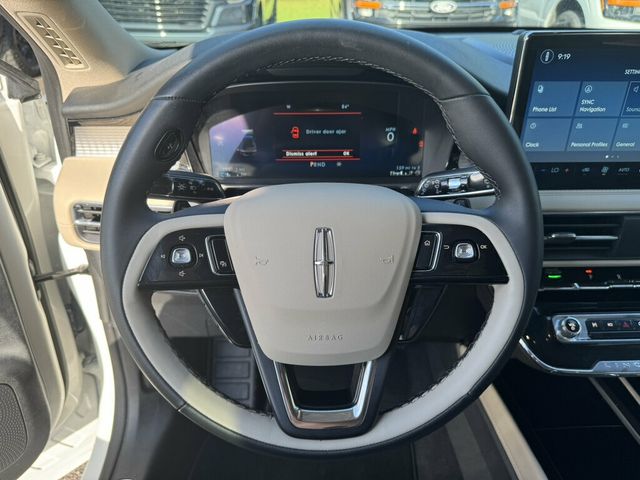 2025 Lincoln Corsair Premiere
