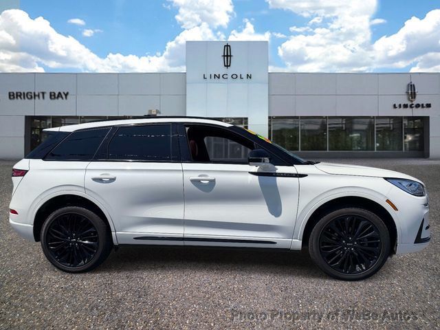 2025 Lincoln Corsair Reserve AWD - 23048643 - 3