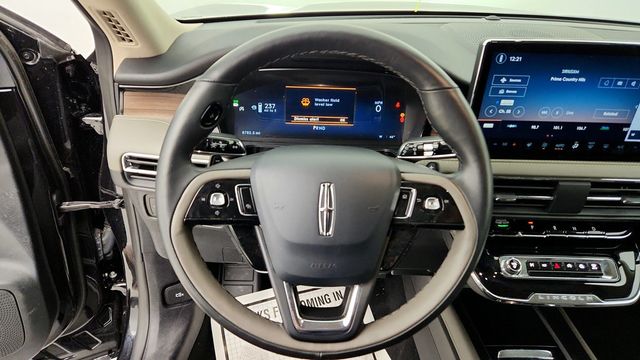 2025 Lincoln Corsair Reserve AWD - 22945374 - 11