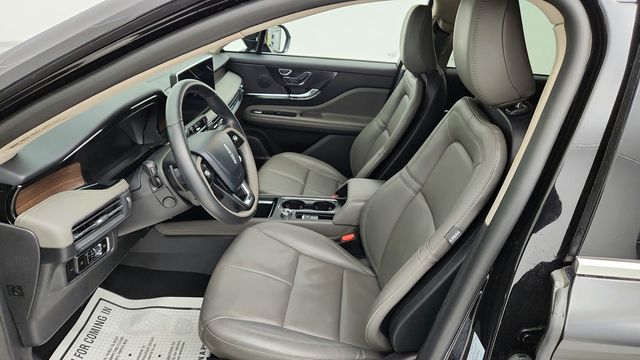 2025 Lincoln Corsair Reserve AWD - 22945374 - 18