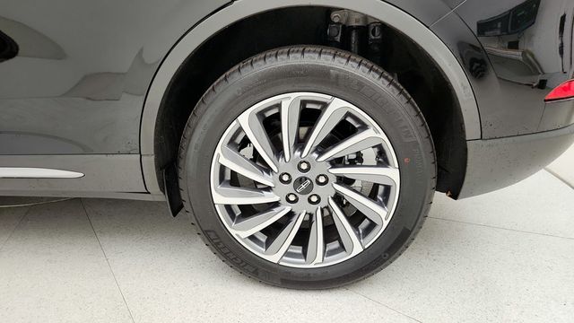 2025 Lincoln Corsair Reserve AWD - 22945374 - 8