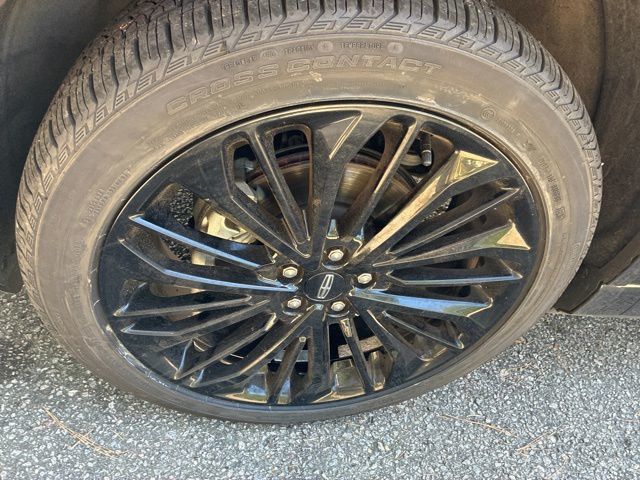 2025 Lincoln Corsair Reserve AWD - 23016378 - 10