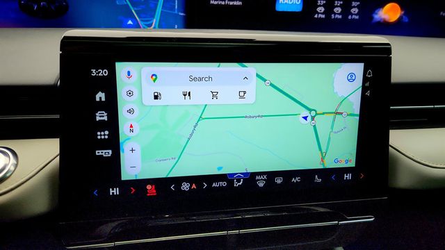 2025 Lincoln Nautilus Hybrid Reserve AWD with Equipment 203A & Trailer Tow Ability - 22981922 - 19