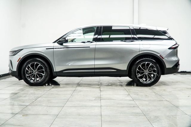 2025 Lincoln Nautilus Premiere AWD - 23040385 - 8