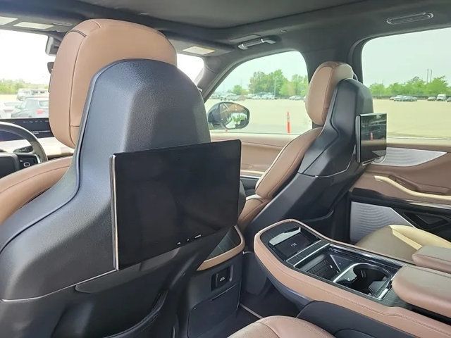 2025 Lincoln Navigator MSRP$119240/BlackLabel/4WD/Heated&CooledFront&RearSeats/NAV - 23026476 - 6
