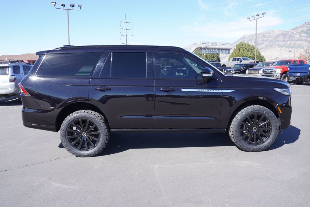 2025 Lincoln Navigator RESERVE - 23076099 - 10