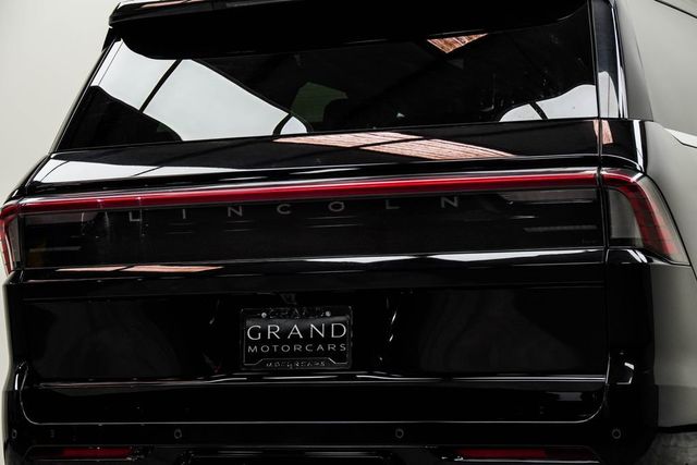 2025 Lincoln Navigator Reserve 4x4 - 22997547 - 12