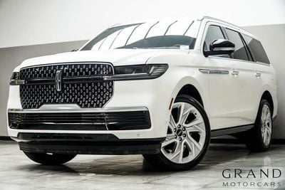 2025 Lincoln Navigator