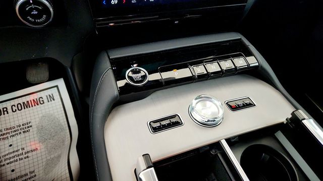 2025 Lincoln Navigator Reserve 4x4 - 23036356 - 19