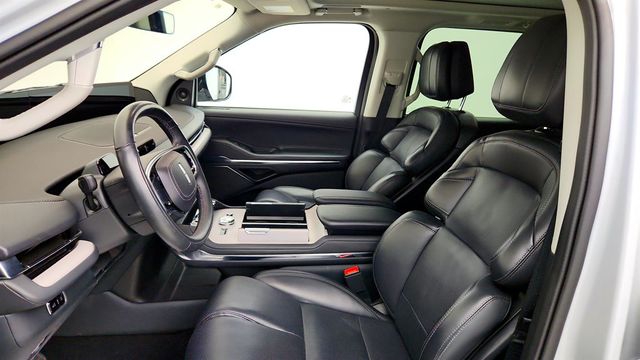 2025 Lincoln Navigator Reserve 4x4 - 23036356 - 22