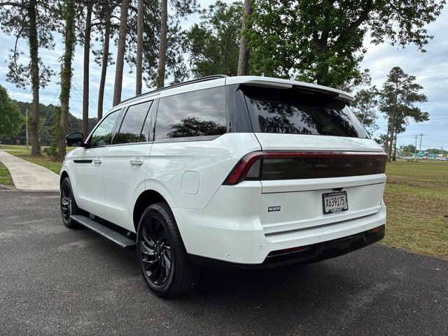 2025 Lincoln Navigator Reserve 4x4 - 23016380 - 4
