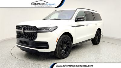 2025 Lincoln Navigator - 5LMJJ2LG7SEL00526