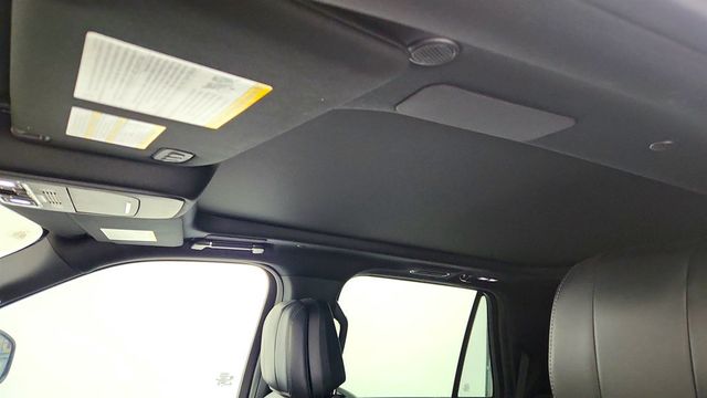 2025 Lincoln Navigator Reserve 4x4 with Jet Appearance Package - 22975887 - 9