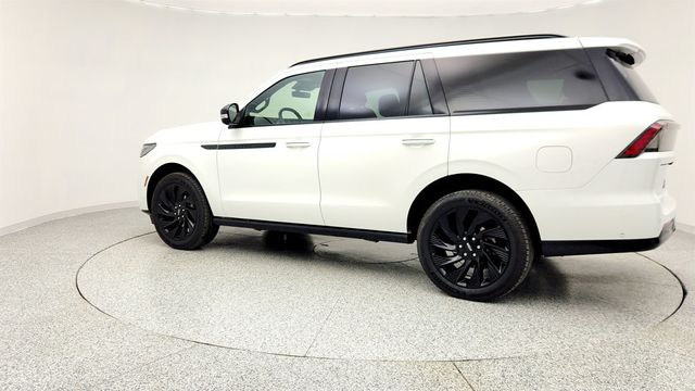 2025 Lincoln Navigator Reserve 4x4 with Jet Appearance Package - 22975887 - 6