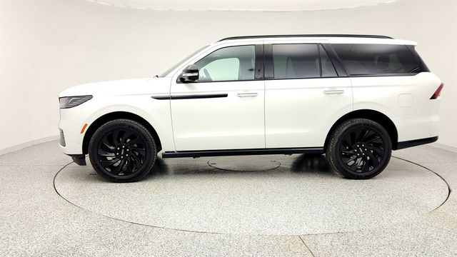 2025 Lincoln Navigator Reserve 4x4 with Jet Appearance Package - 22975887 - 7