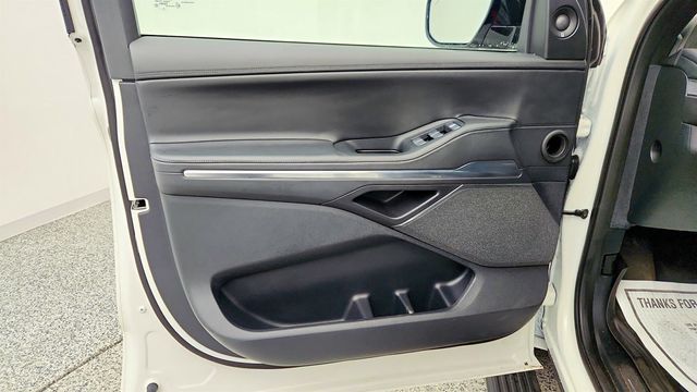 2025 Lincoln Navigator Reserve 4x4 w/ Jet Appearance Pkg & 2nd Row Captain's Chairs - 23012289 - 10