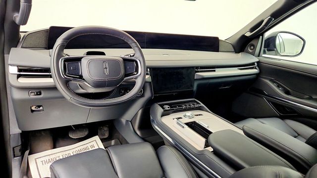 2025 Lincoln Navigator Reserve 4x4 w/ Jet Appearance Pkg & 2nd Row Captain's Chairs - 23012289 - 12