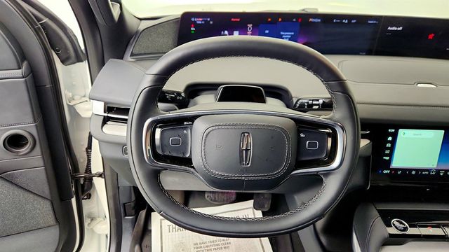 2025 Lincoln Navigator Reserve 4x4 w/ Jet Appearance Pkg & 2nd Row Captain's Chairs - 23012289 - 13