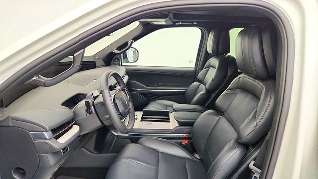 2025 Lincoln Navigator Reserve 4x4 w/ Jet Appearance Pkg & 2nd Row Captain's Chairs - 23012289 - 21