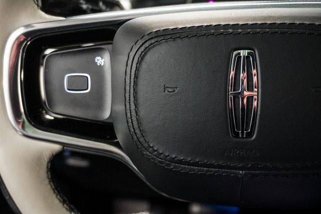 2025 Lincoln Navigator L Reserve 4x4 - 22963522 - 19