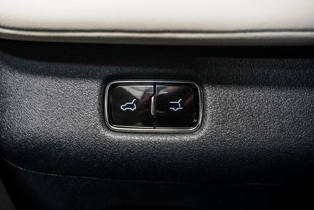 2025 Lincoln Navigator L Reserve 4x4 - 22963522 - 26