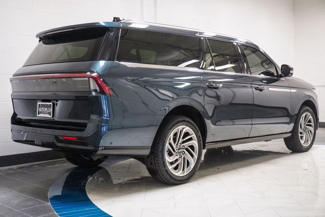 2025 Lincoln Navigator L Reserve 4x4 - 22963522 - 34