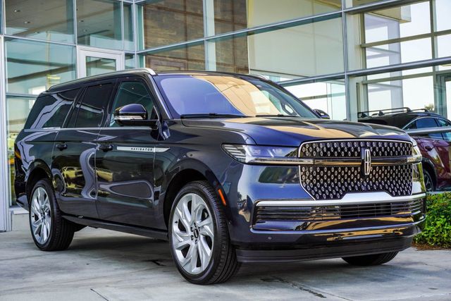 2025 Lincoln Navigator L Reserve 4x4 - 23003440 - 3