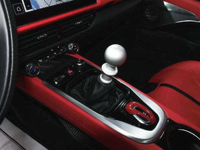 2025 Lotus Emira V6 - 22997766 - 40