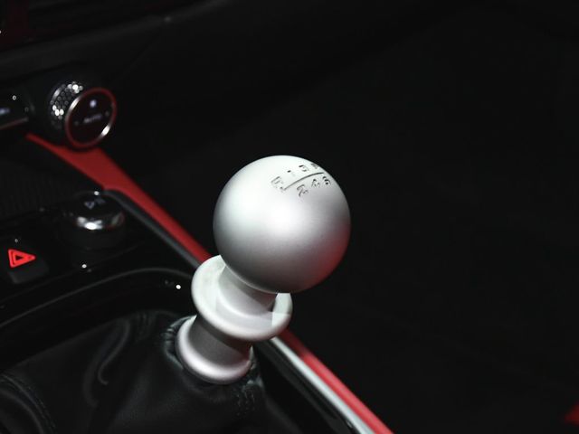 2025 Lotus Emira V6 - 22997766 - 41