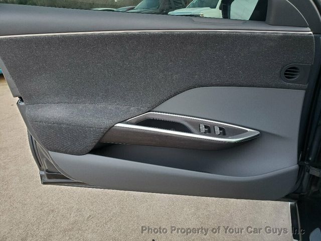 2025 Lucid Air Pure - 22990348 - 37