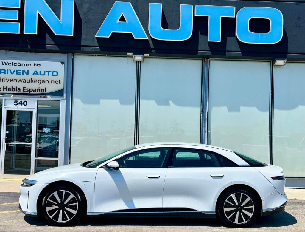 2025 Lucid Air Pure RWD - 23058237 - 38