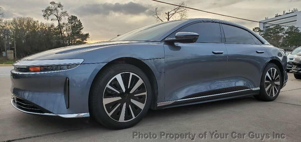 2025 Lucid Air Pure RWD - 22990348 | Video 1