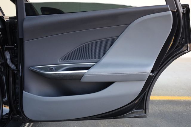 2025 Lucid Air Touring - 23018617 - 22