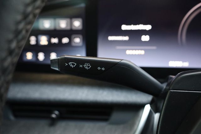 2025 Lucid Air Touring - 23018617 - 36