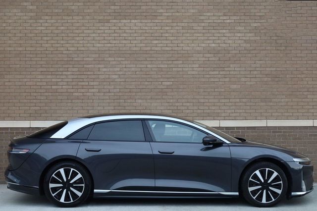 2025 Lucid Air Touring - 23065955 - 1