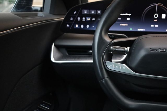 2025 Lucid Air Touring - 23065955 - 31