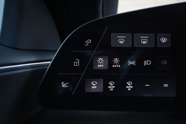 2025 Lucid Air Touring - 23067536 - 35