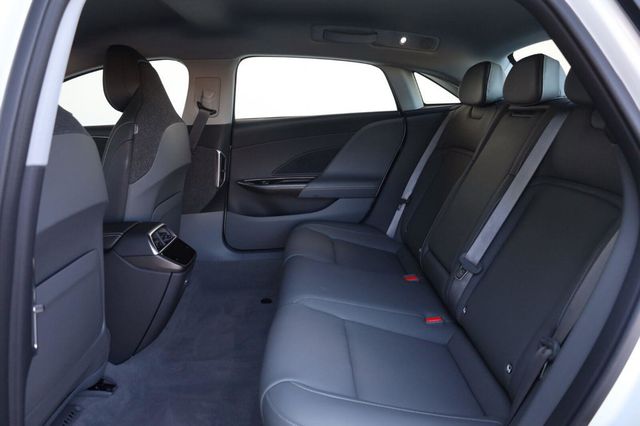 2025 Lucid Air Touring - 23080717 - 16