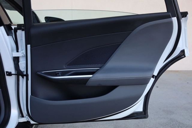 2025 Lucid Air Touring - 23080717 - 18
