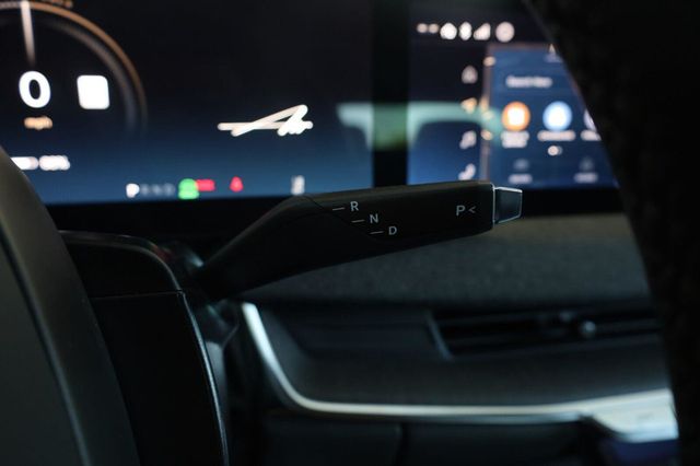 2025 Lucid Air Touring - 23080717 - 30