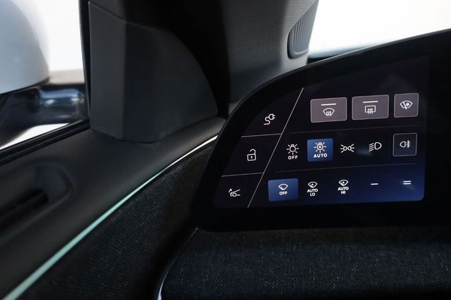 2025 Lucid Air Touring - 23080717 - 39